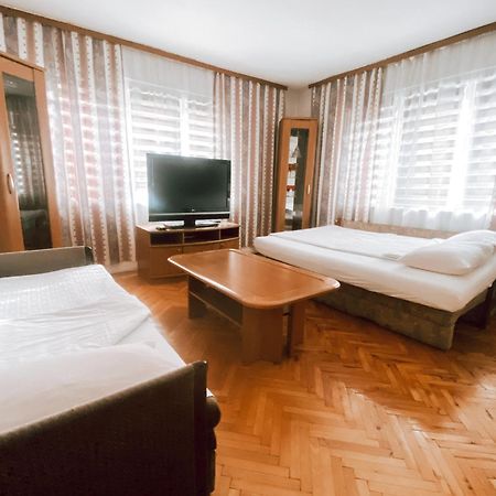 Apartman Carsija SJJ Exterior foto